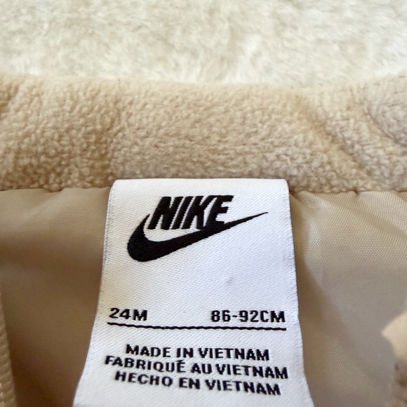 Nike Girls Vest Outfit - Picture 5 of 8